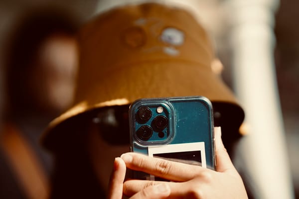 Best Disposable Camera App: Top Picks