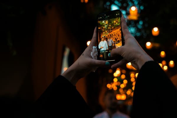 Guestpix Review: Is It the Best Photo Sharing App for Events?