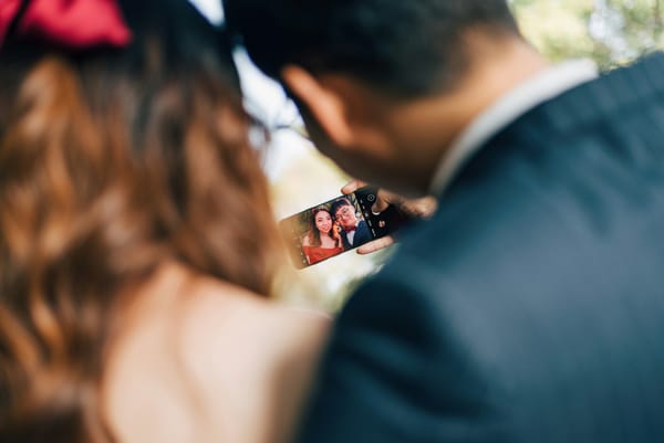Kululu Review: Is It the Best Way to Collect Wedding and Event Photos?